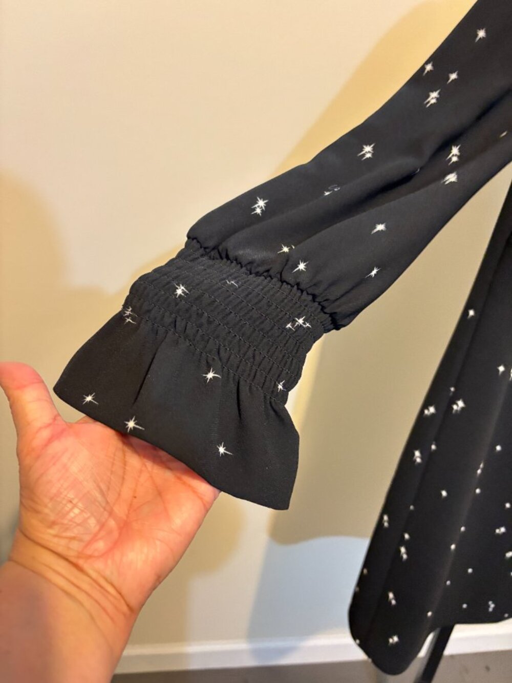 Hobbs London Luna Black Star Print Ruffle Tie Neck Long Sleeve Dress - Picture 9 of 14